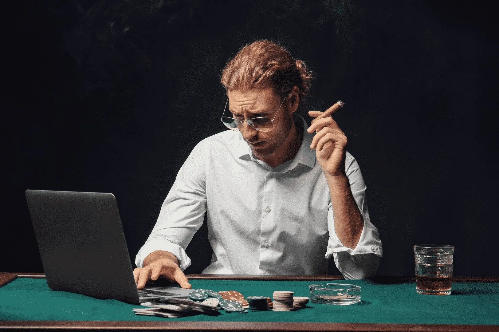 Dónde puedo jugar poker online con dinero real